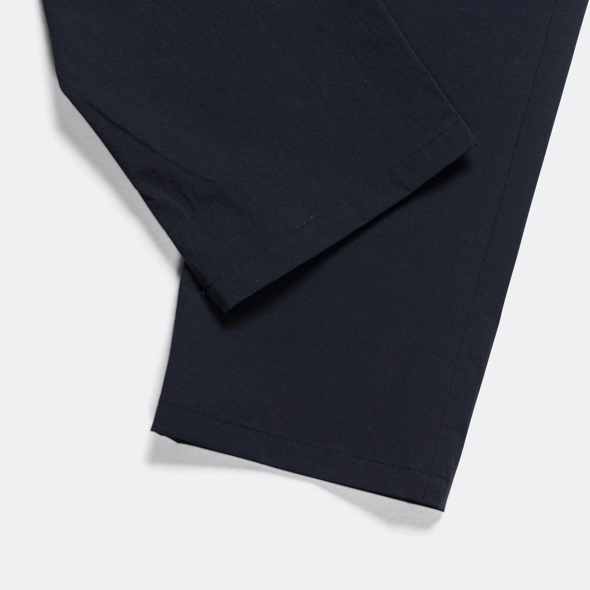 Aaren Travel Light Pant - Dark Navy