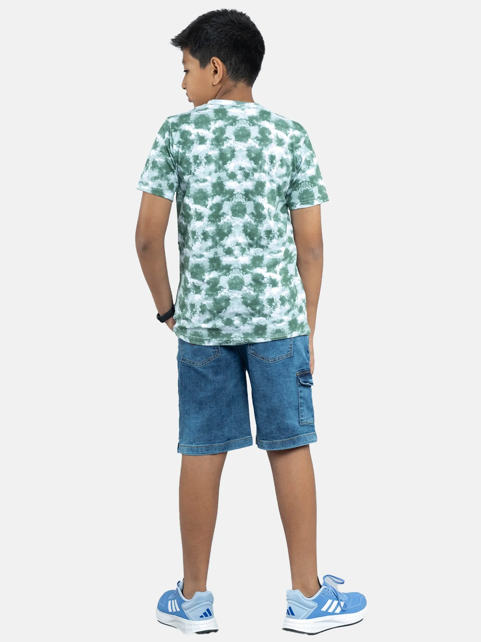 Boys Tie & Dye Printed Tee & Denim Cargo Shorts Sets