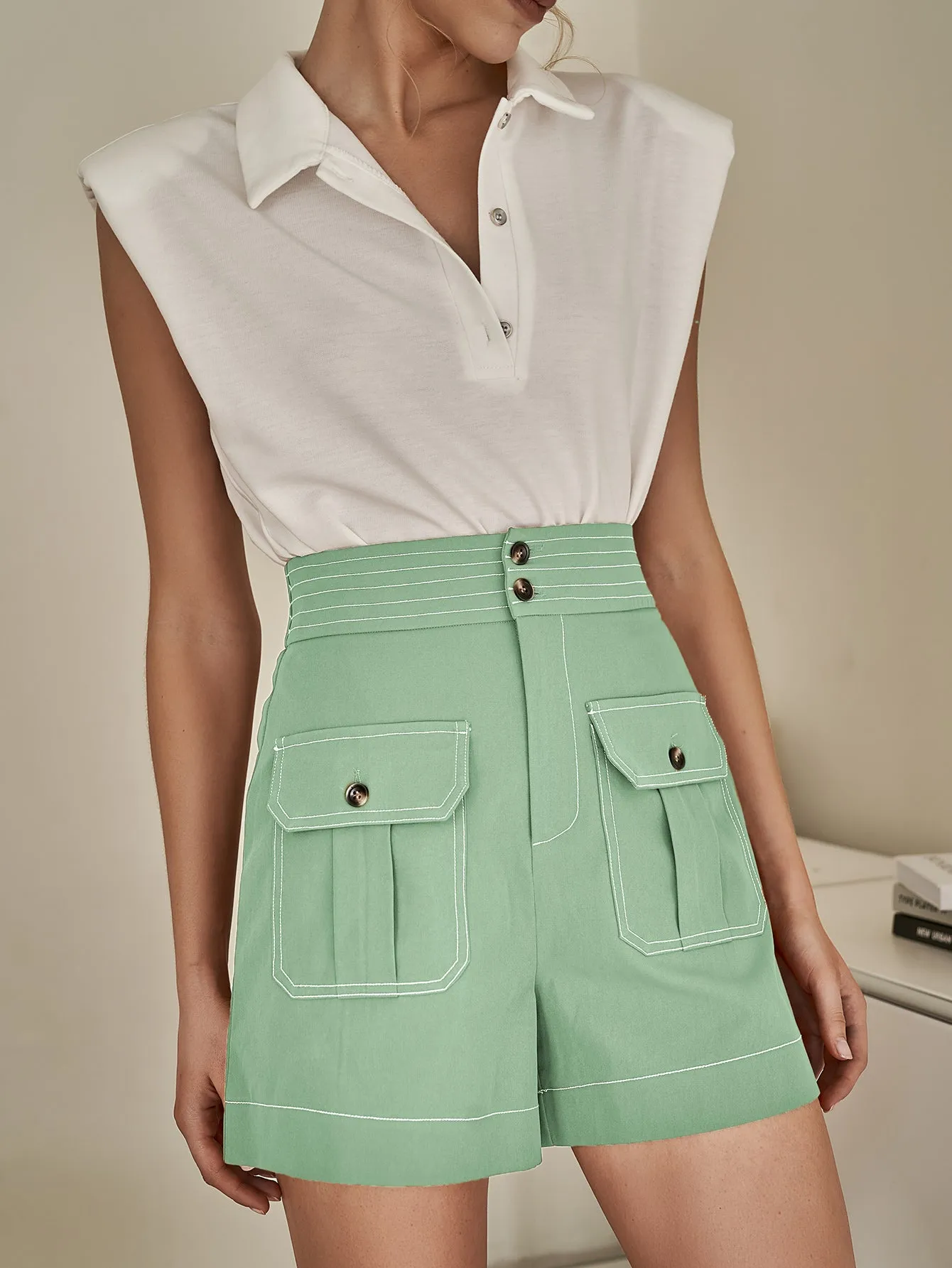 Contrast Stitching High Waist Shorts