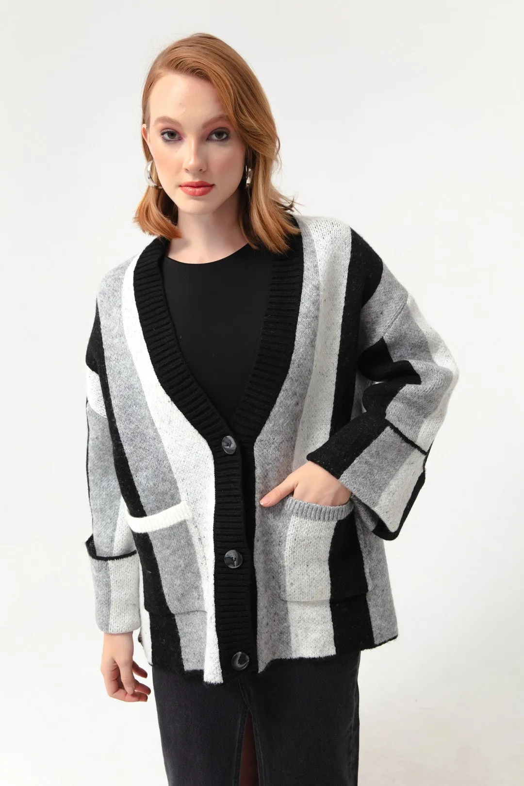 Female Shadon Button Detailed Knitwear Cardigan