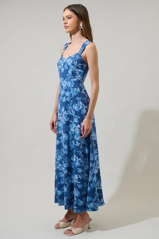 **Elegant Nantucket Floral Maxi Dress with Adjustable Straps and Flowy Skirt**