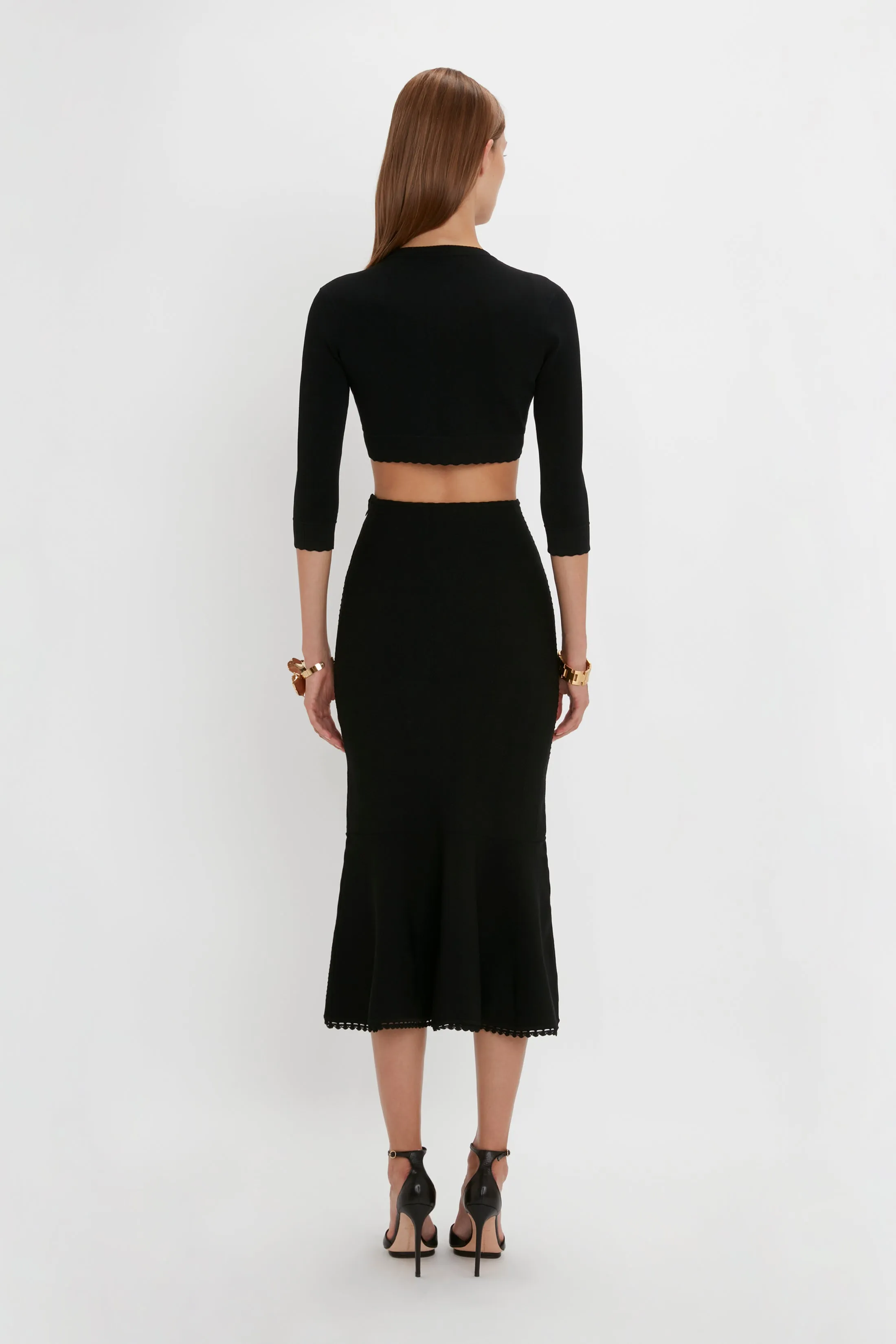 VB Body Cropped Cardigan In Black