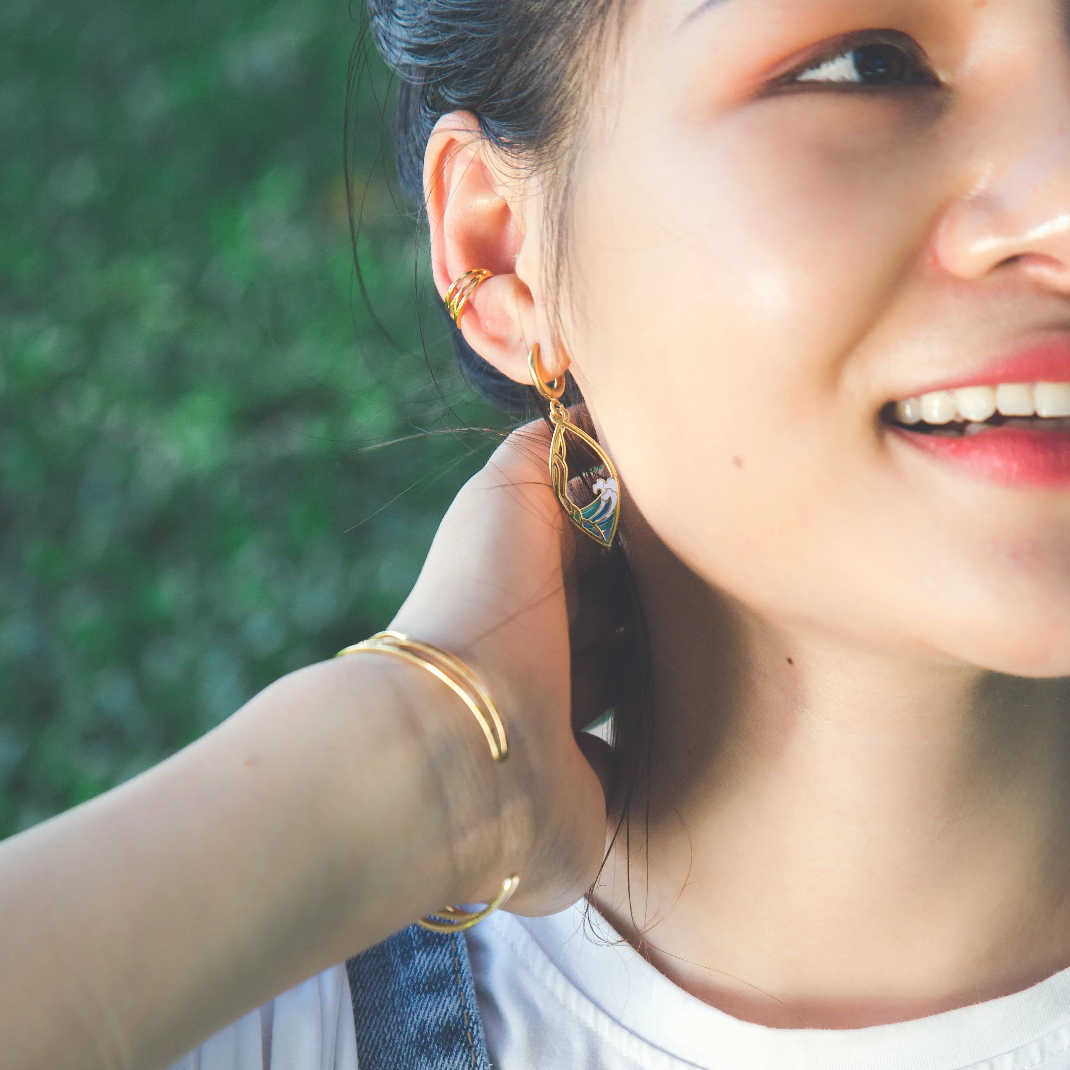 Walk on Water Cuff Earring