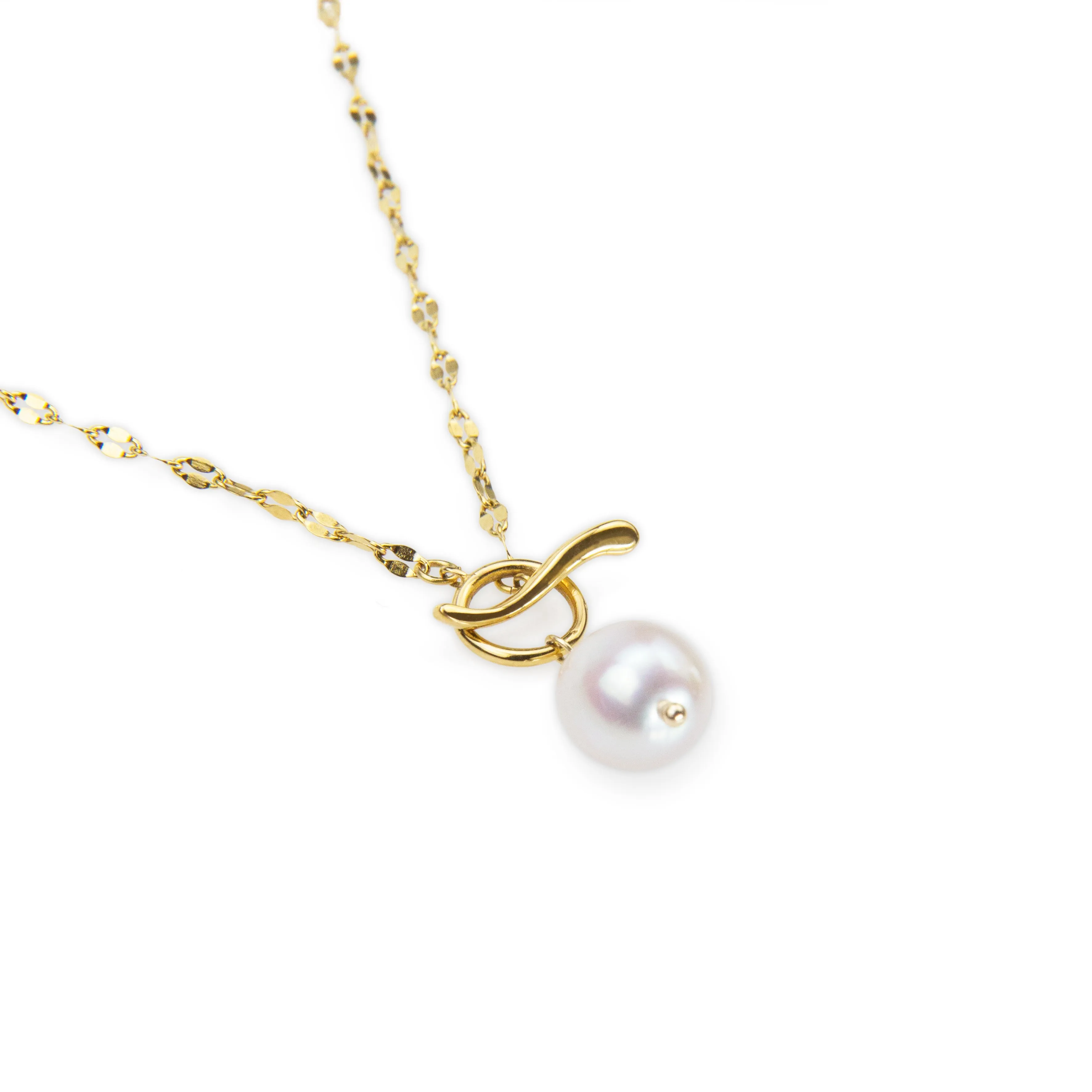 Walk on Water Pearl Necklace